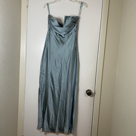 NEW! Selfie Leslie Ma Joli Strapless Midi satin Dress Blue US medium - Picture 2 of 9